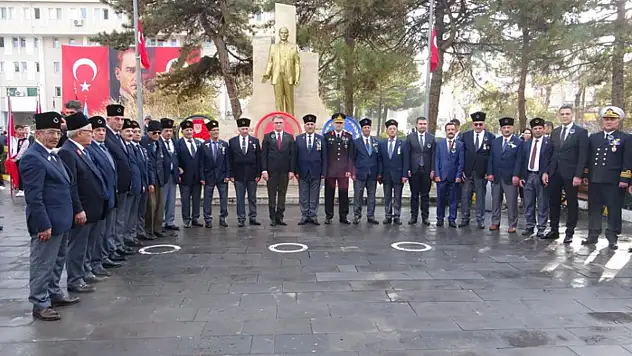 Van'da 10 Kasım Atatürk'ü anma programı