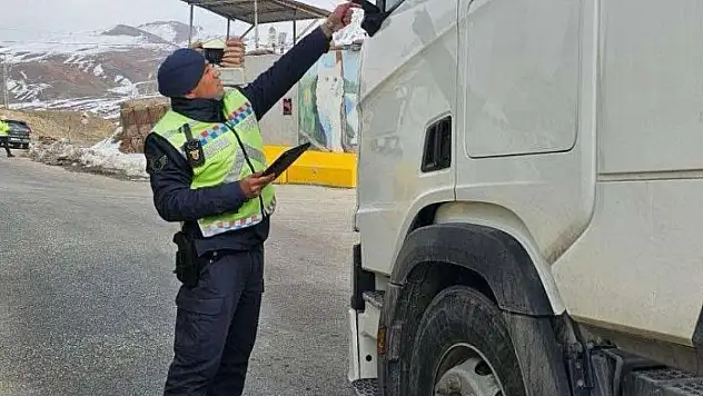 Van'da 153 araç trafikten men edildi
