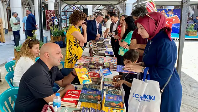 Van'da 2. Çocuk Edebiyatı Fuarı açıldı