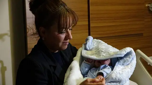 Van'da 2025'in ilk bebeği dünyaya geldi