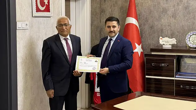 Van'da 21 yıldır görev yapan Müdür emekli oldu