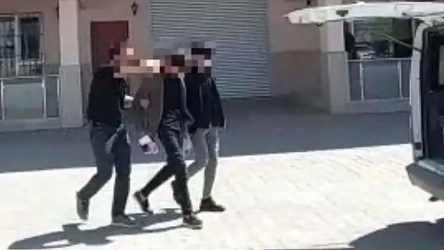Van'da 5 organizatör tutuklandı