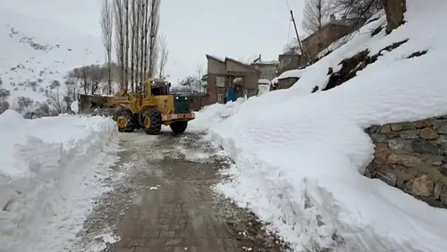 Van'da 78 yerleşim yerine ulaşılamıyor