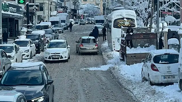 Van'da bazı yollar geçici olarak trafiğe kapatılacak