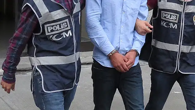 Van'da değişik suçlardan 8 kişi tutuklandı