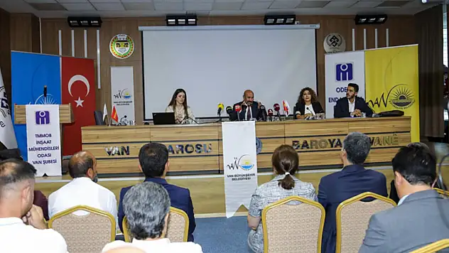Van'da 'Depremsellik Gerçeği ve Mevcut Yapıların Değerlendirmesi' semineri