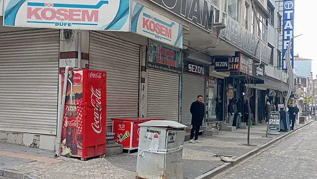 Van'da elektrik kesintileri esnafı mağdur etti