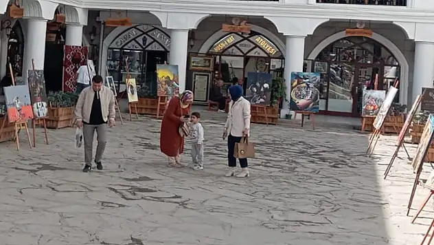 Van'da, 'Gazze' konulu sergi açıldı