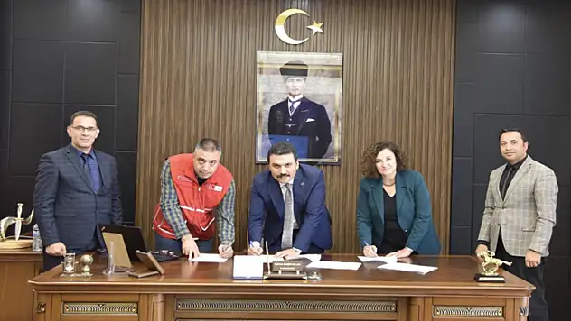 Van'da ihtiyaç sahibi ailelere sıcak yemek