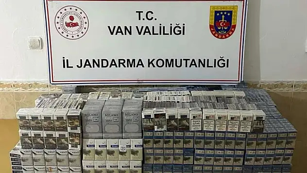 Van'da kaçak sigara ve tüfek ele geçirildi