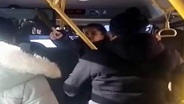 Van'da kadın kocasını sevgilisiyle yakaladı