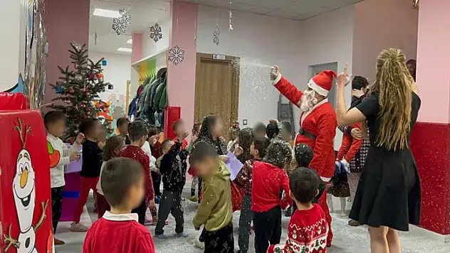 Van'da Kandil günü Noel kutlaması tepki çekti