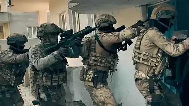 Van'da Mahzen-30 operasyonu