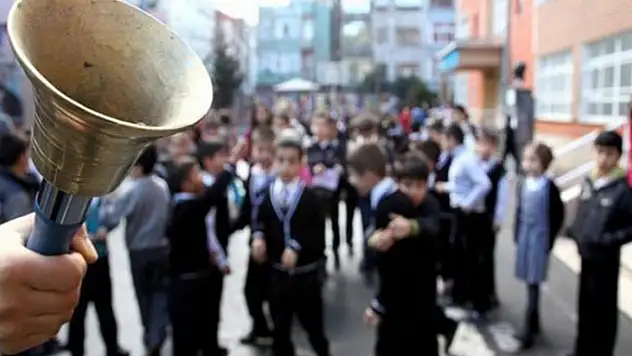 Van'da öğrenciler ders başı yaptı