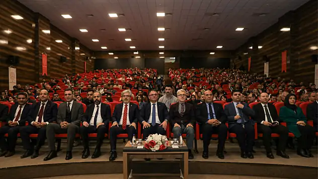 Van'da öğretmen akademileri başladı 