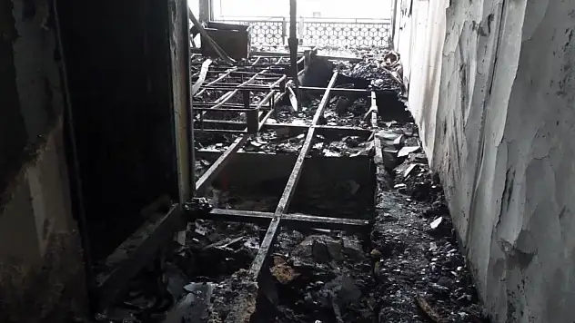 Van'da otel restoranındaki yangının boyutu gün ağarınca ortaya çıktı