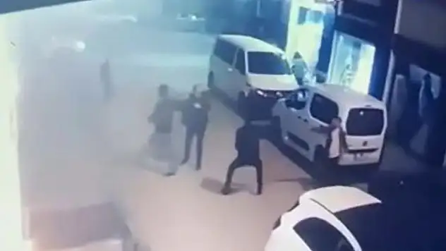 Van'da otel sahibi ve oğlunun öldürülme anı görüntüleri ortaya çıktı