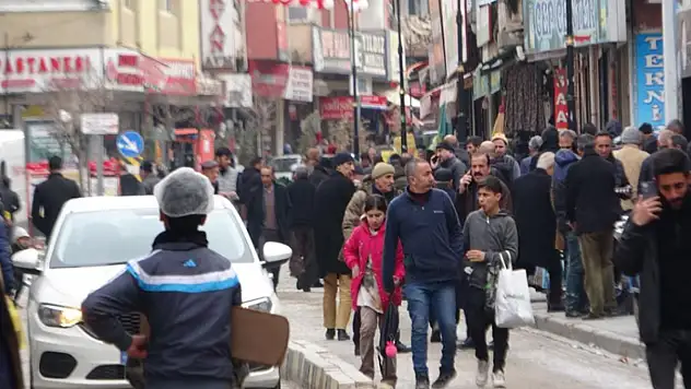 Van'da Ramazan alışverişi hareketliliği