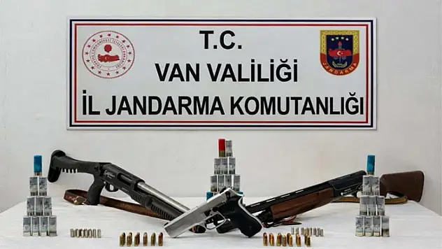 Van'da ruhsatsız silah operasyonu