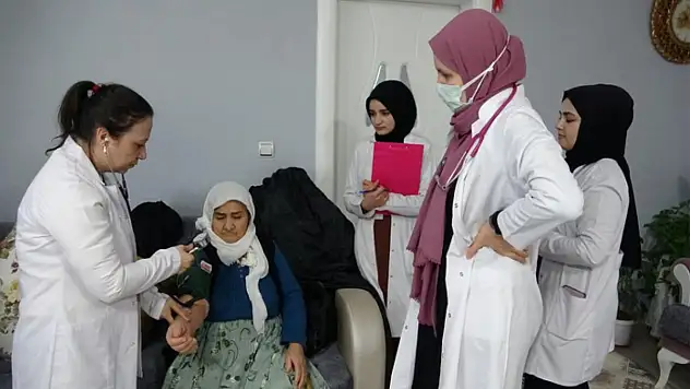 Van'da sağlık hizmeti vatandaşın ayağına gidiyor