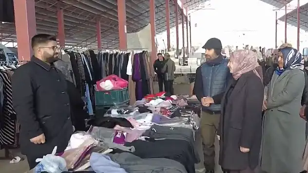 Van'da semt pazarı esnafının talepleri dinlendi