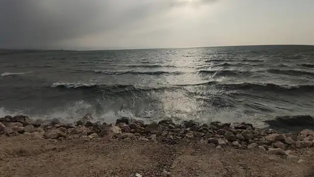 Van'da şiddetli rüzgar