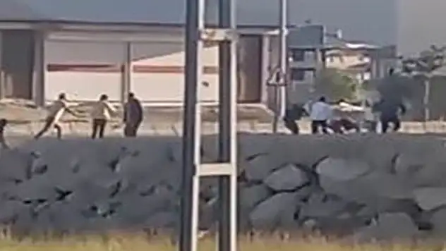 Van'da silahlı kavga: Çok sayıda yaralı var