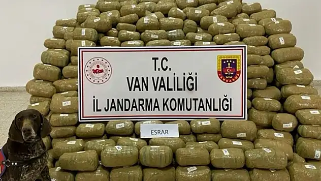 Van'da tonlarca uyuşturucu ele geçirildi