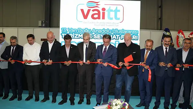Van'da Turizm Fuarı Açıldı