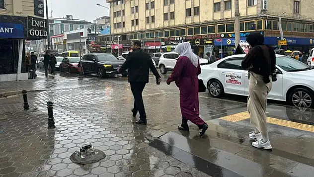 Van'da yağmur yağışı