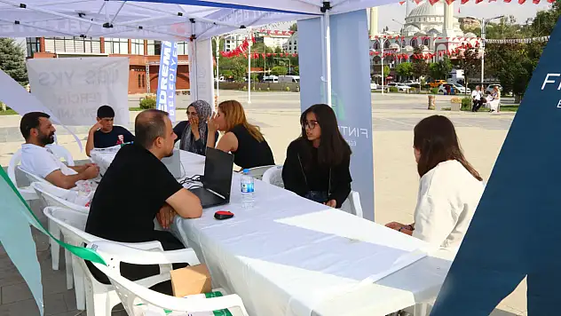 Van'da YKS adaylarına ücretsiz tercih desteği