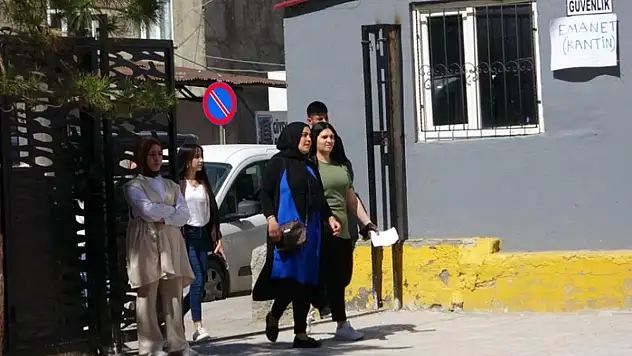 Van'da YKS maratonu başladı