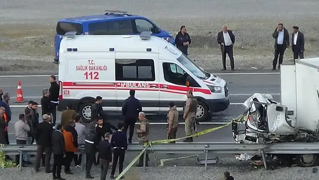 Van'daki feci kazada hayatını kaybedenlerin kimlikleri belli oldu