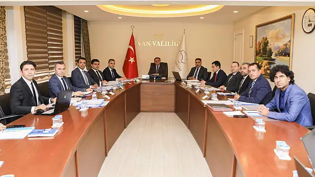 Van'daki Yatırımlar Masaya Yatırıldı