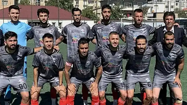 Van Gölüspor, liderle karşı karşıya