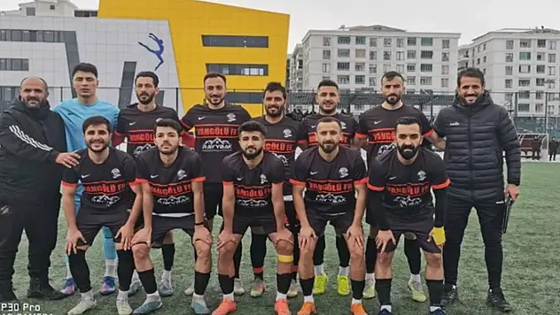 Van Gölüspor, Yenişehir Belediyespor karşısında