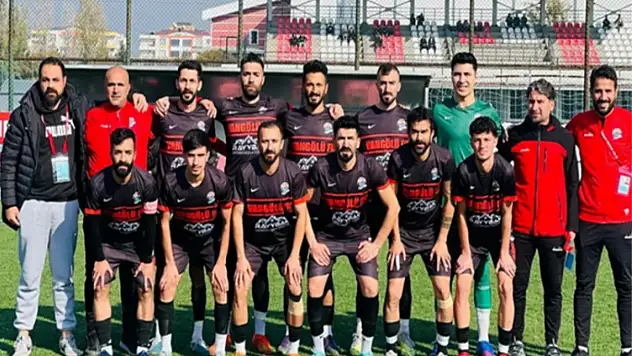 Van Gölüspor, Yeşil Vartospor karşısında