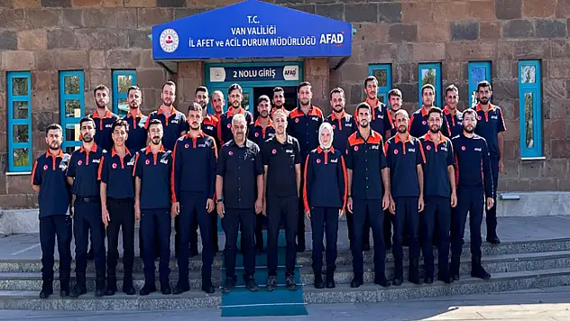 Van İl Afet ve Acil Durum Müdürlüğü'nde yeni arama kurtarma teknikerleri göreve başladı