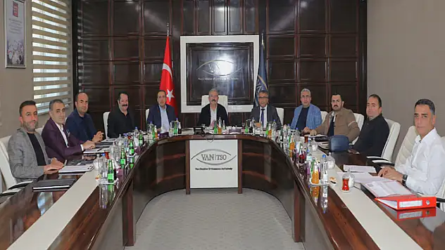 Van'ın sosyo-ekonomik durumu Van TSO'da ele alındı