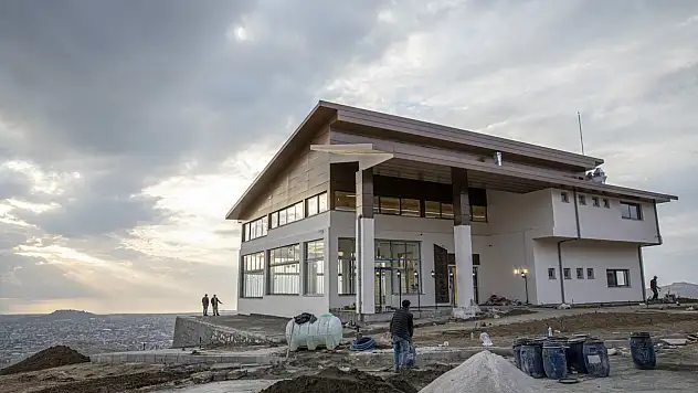 Van'ın Yeni Seyir Terası Yükseliyor