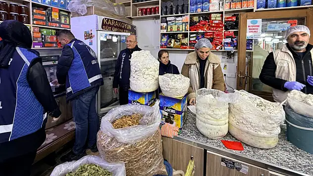 Van Peynirciler Çarşısı'nda sıkı denetim