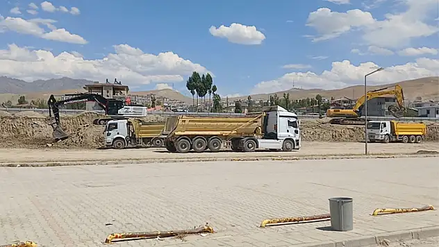 Van Şehir Hastanesi'nin yapım çalışmaları tüm hızıyla devam ediyor