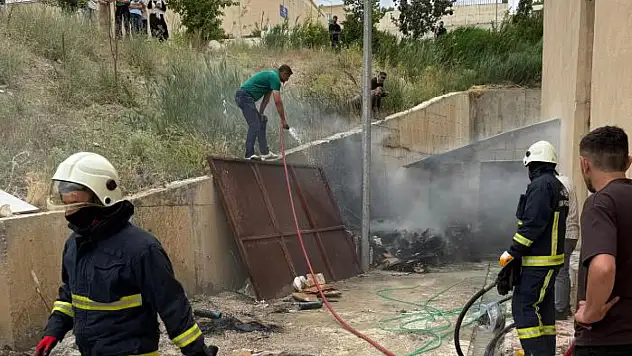 Van Tekstilkent'te yangın paniği