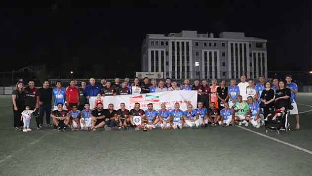 Van ve Urmiye sporcuları dostluk ve kardeşlik için ter döktüler