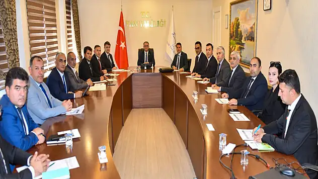 Vanlı çiftçilere 242 bin koyun dağıtıldı