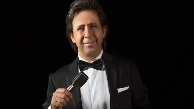 Vanlı TRT sanatçısı Mehmet Özkaya Van'a geliyor