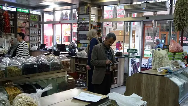 Vanlılar bağışıklıklarını bitkisel çaylarla güçlendiriyor