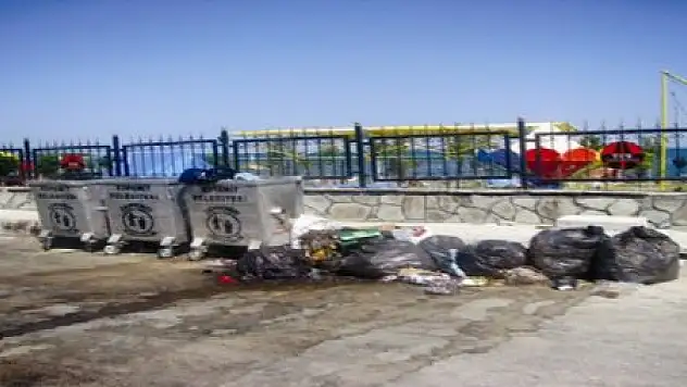 Bu görüntüler Kocaeli Dostluk Parkı'na yakışmıyor