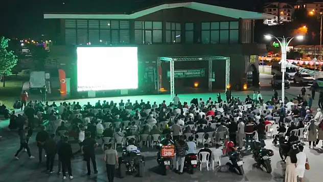 Vanspor, Batman Petrolspor maçı için dev ekran kuruluyor