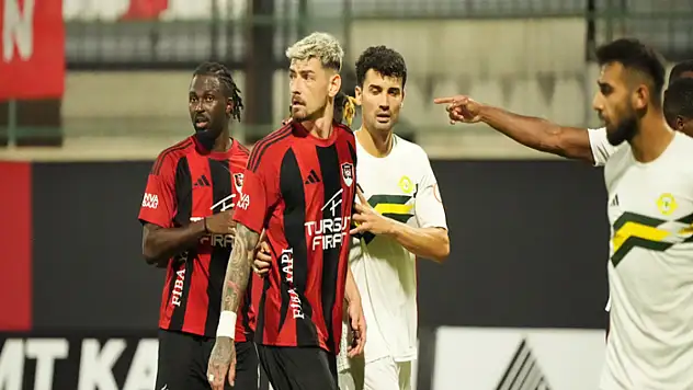 Vanspor, ikide iki yaptı